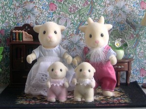 Sylvanian Families – UK Nettlefield Goat Family of 4