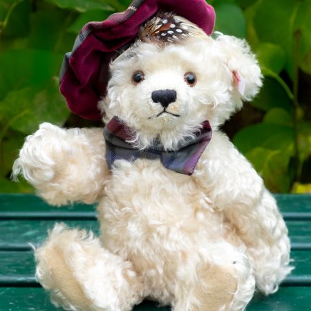 Scottish Teddy Bear 2001 – Steiff – A specially commissioned edition of 3,000 pieces made exclusively for the United Kingdom – EAN 654855 Scottish Teddy Bear 2001 – Steiff – A specially commissioned edition of 3,000 pieces made exclusively for the United Kingdom – EAN 654855