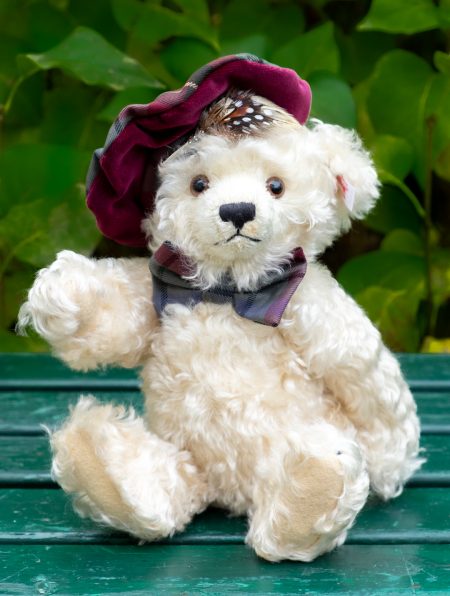 Scottish Teddy Bear 2001 – Steiff – A specially commissioned edition of 3,000 pieces made exclusively for the United Kingdom – EAN 654855