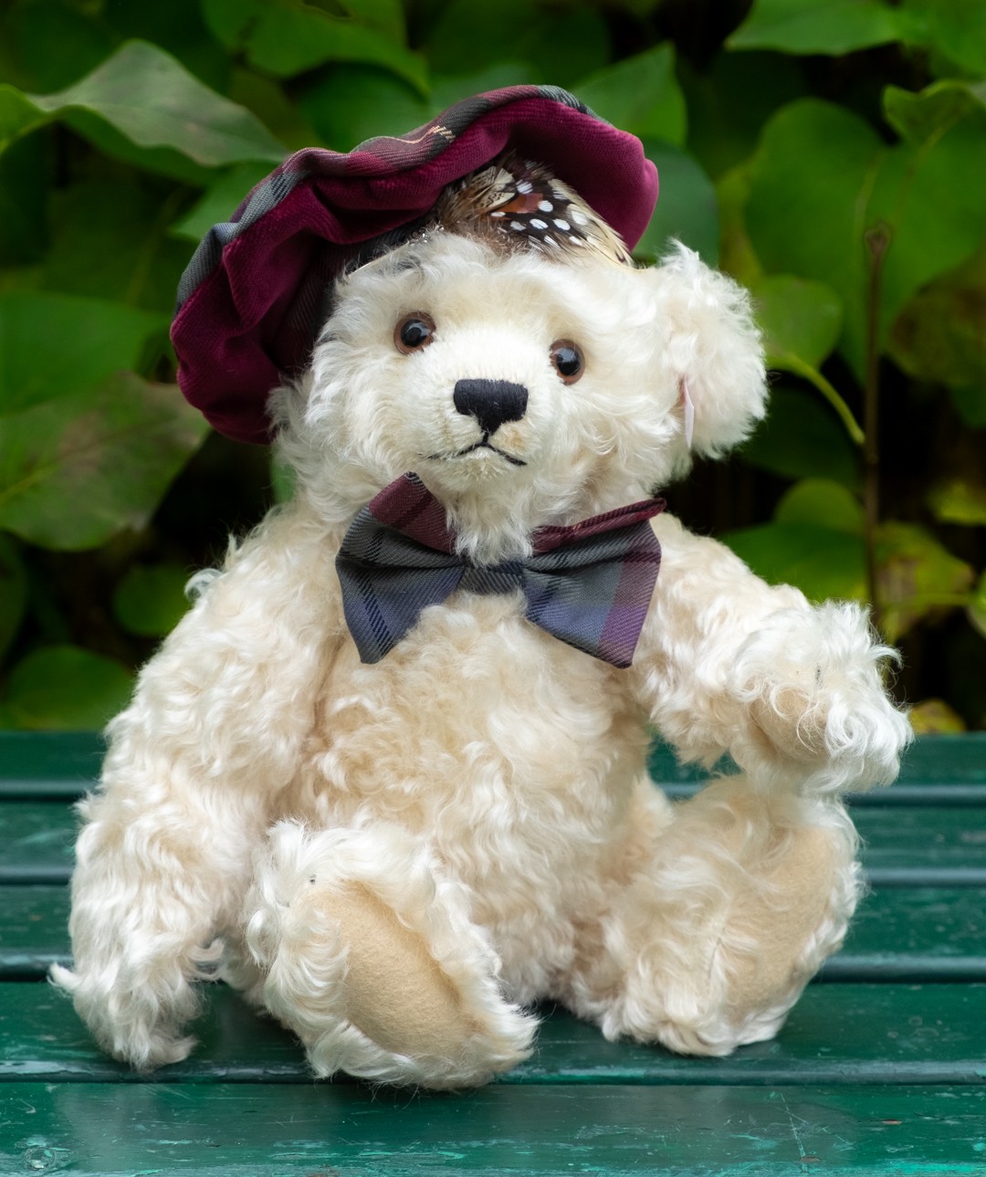 その他 STEIFF  TEDDYBEAR 2001 Steiff Bear of The Year 2001 Danbury MINT 666360 SR Number
