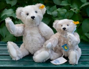 Giengen Large Teddy Bear 1906 Grey Replica (42 cm/16") – Steiff – Year 1985 – EAN 0167/42