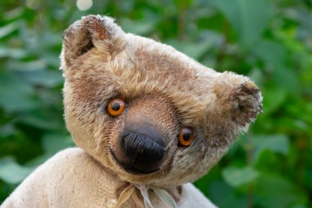 Teddy Bear "May" from the Series "Timeworn Treasures" by Laure Weltsch – Fool's Gold Bears – OOAK – Handmade in USA - Image 4