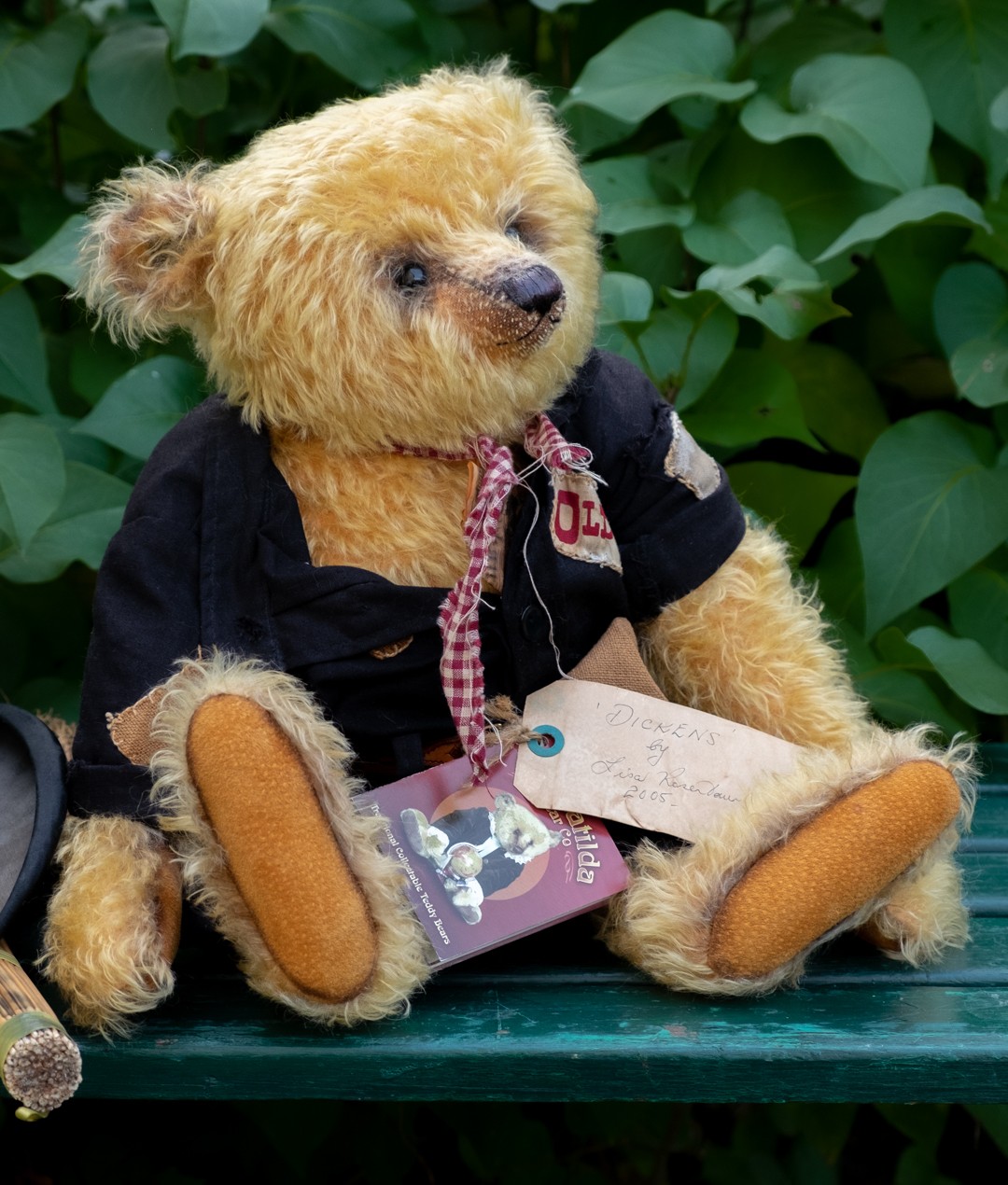 Dickens - by Lisa Rosenbaum for Oz Matilda Bear Co - Year 2005 - OOAK Dickens - by Lisa Rosenbaum for Oz Matilda Bear Co - Year 2005 - OOAK - Image 5