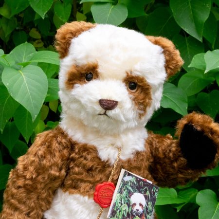 Hermann Teddy Original - Beate Bera - Dan-Dan Panda Bear - Ltd. ed. of 1000 # 0290 - Year 2002 Hermann Teddy Original - Beate Bera - Dan-Dan Panda Bear - Ltd. ed. of 1000 # 0290 - Year 2002